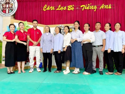 CÂU LẠC BỘ TIẾNG ANH IMA